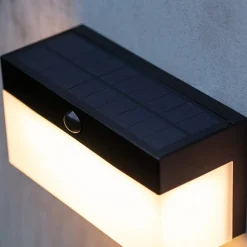 LED buitenwandlamp op zonne-energie Fran, CCT