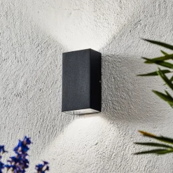 LED buitenwandlamp Rold, hoekige vorm