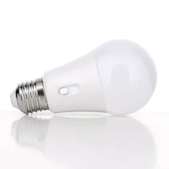 LED lamp E27, 7,3 W, CCT, opaal, 806 lm, dimbaar