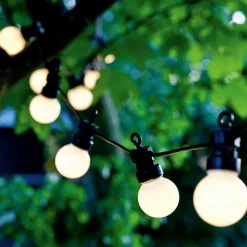 LED lichtketting op zonne-energie Lucas startset, mat