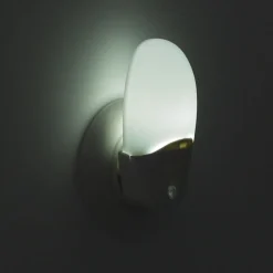 LED nachtlampje Oval met schemersensor