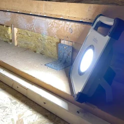 LED oplaadbare spot Veddel 50 W + 3W extra licht