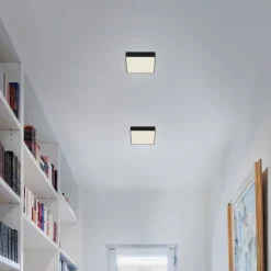 LED plafondlamp Flame Star, 15,7 x 15,7 cm zwart