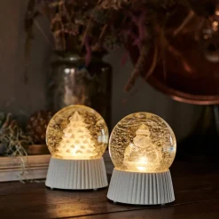 LED sneeuwbol Santa met sneeuwvaleffect