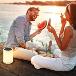 LED solar tafellamp Bari met RGB-kleurverandering