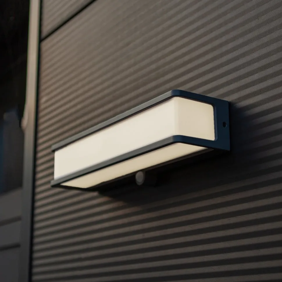 LED solar wandlamp Doblo met sensor, breedte 35cm