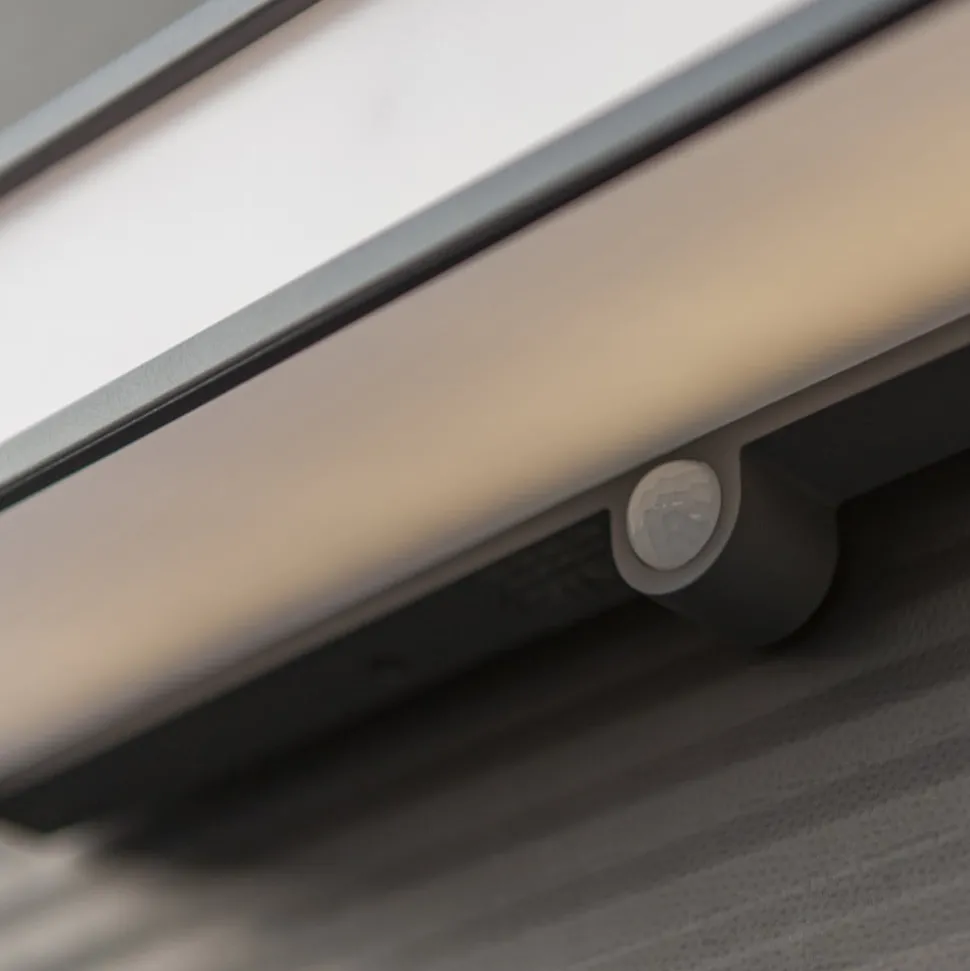 LED solar wandlamp Doblo met sensor, breedte 35cm