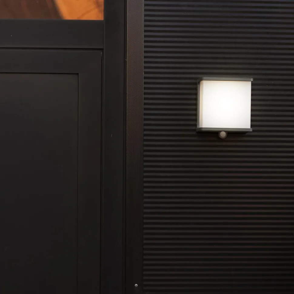 LED solar wandlamp Doblo met sensor, breedte 15cm