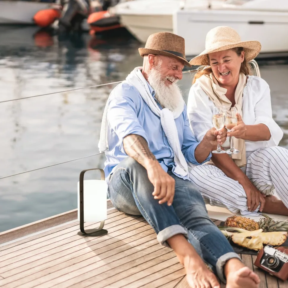 LED solar-accu-tafellamp Casoli, hoogte 25 cm