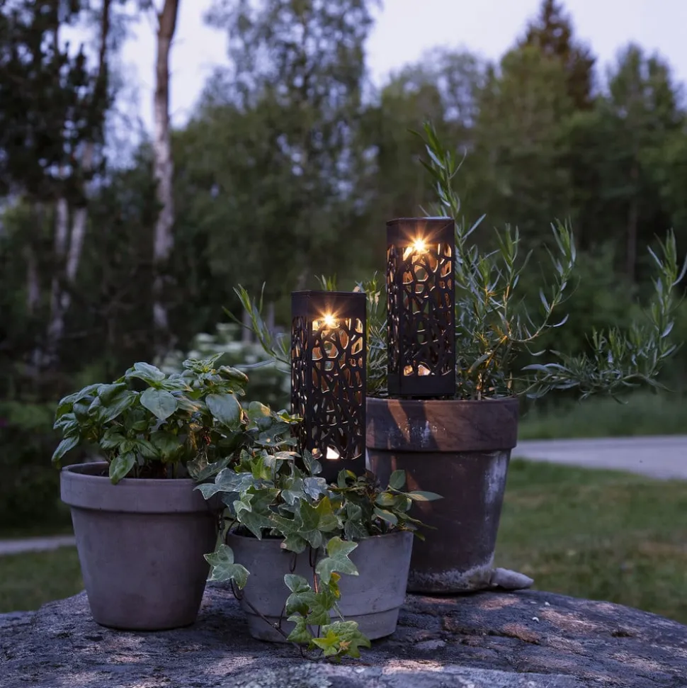 LED solar-sfeerlamp Izola met aardspies 2 per set