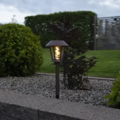 LED solar-sokkellamp Fergus in lantaarnvorm