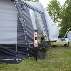 LED solar-tuinlamp Pathy met huisnummerweergave