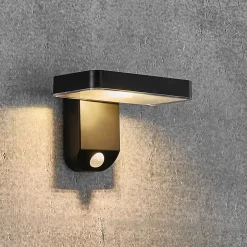 LED solar-wandlamp Rica Square, hoekig