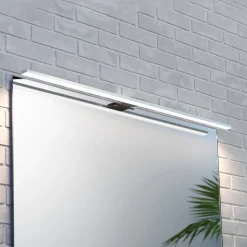 LED spiegellamp Triga IP44, chroom, 80cm, 3.000K