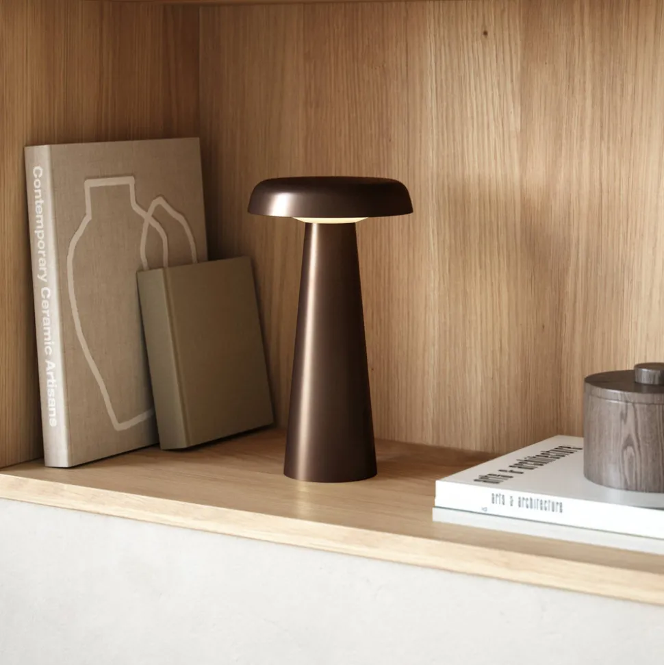 LED tafellamp Arcello dimbaar, messing gebruineerd