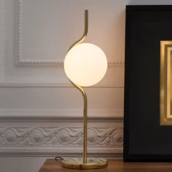 LED tafellamp Le Vita met opaalglas