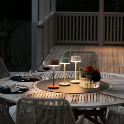 LED tafellamp Lyon, zandkleurig, IP54, dimmer, CCT, RGB