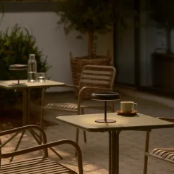 LED tafellamp op zonne-energie Elmer, zwart, metaal, IP44