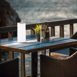 LED tafellamp Thalia met omkeerbaar licht, wit