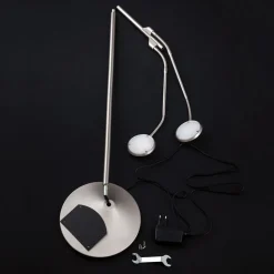 LED vloerlamp Cobra, 2-lamps, nikkel-mat