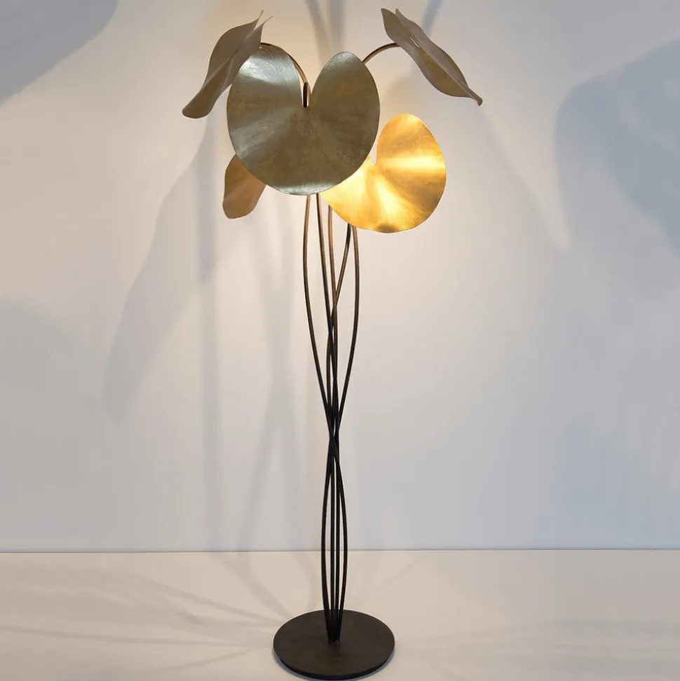 LED vloerlamp Controversia, gouden lampenkap