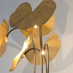 LED vloerlamp Controversia, gouden lampenkap