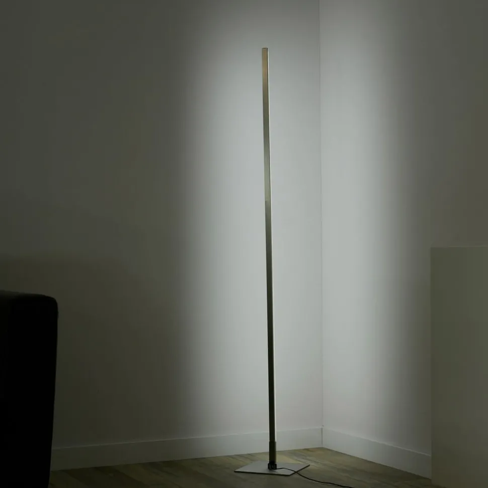 LED vloerlamp Henry, afstandsbedienbaar RGB/CCT