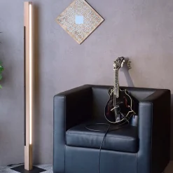 LED vloerlamp Madera van eikenhout, dimbaar