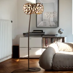 LED vloerlamp Narisa, roségoud/bruin