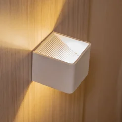 LED wandlamp Cube accu, magnetisch, wit