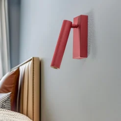 LED wandlamp Rulo, rood, staal, 3000 K