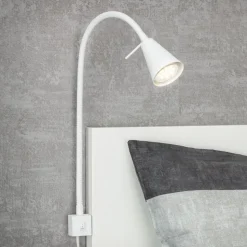 LED wandlamp Tuso, wit, montage op bed, metaal