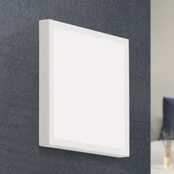 LED wandlamp Vika in vierkante vorm, 23 cm