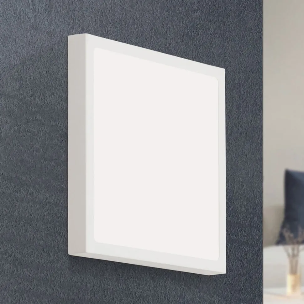 LED wandlamp Vika in vierkante vorm, 23 cm