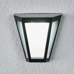 LED wandlamp Yago op zonne-energie, kap mat