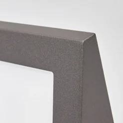 LED-buitenwandlamp Levvon met kunststofdiffusor