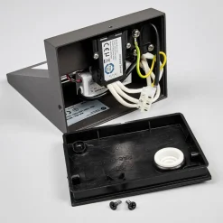 LED-buitenwandlamp Levvon met kunststofdiffusor