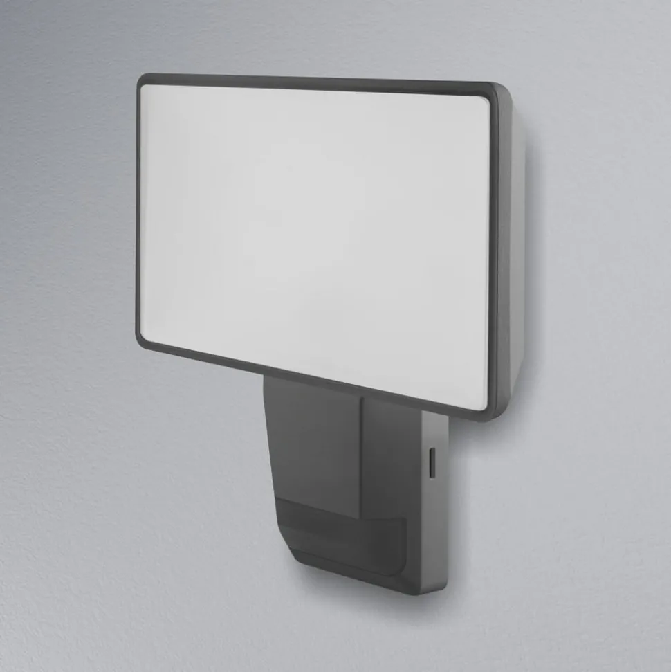 LEDVANCE Endura Pro Flood Sensor LED Spot 27W grijs