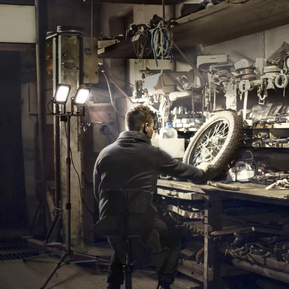 Ledvance LED-Worklight Value Tripod 2-lamps 2 x 30 W