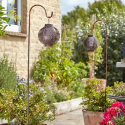 LED-zonne-aardpen Forli, vlameffect, set van 2, 93 cm, IP44