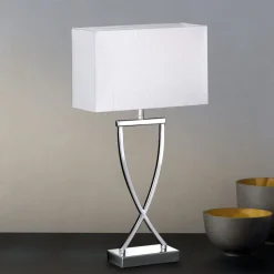 Leuke stoffen tafellamp Anni, chroom met wit