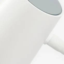 Lindby Ailina LED tafellamp, klemvoet, wit