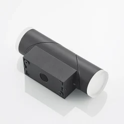 Lindby Aspyn LED buitenwandlamp, 2-lamps, sensor