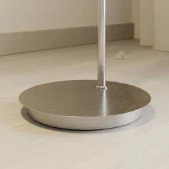 Lindby booglamp Cynthia, nikkelkleurig, glas, 140 cm, E27