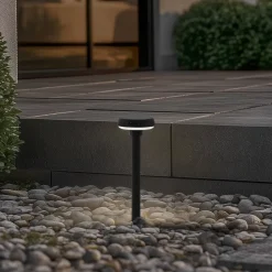 Lindby Brinca grondspies lamp op zonne-energie, zwart, PC, sensor