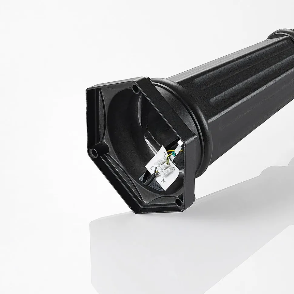 Lindby buitenlamp Clint, 225cm, 3-lamps, zeewaterbestendig, E27