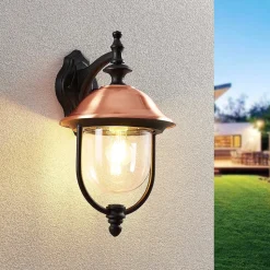 Lindby buitenwandlamp Clint, hangend, zeewaterbestendig, E27