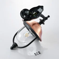 Lindby buitenwandlamp Clint, hangend, zeewaterbestendig, E27