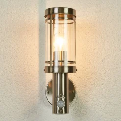 Lindby buitenwandlamp Djori, sensor, aluminiumkleurig, E27