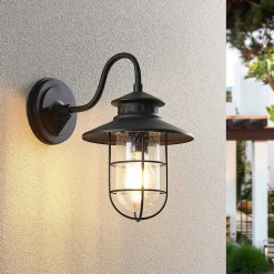 Lindby buitenwandlamp Kyan, hoogte 32 cm, zwart, IP44, E27